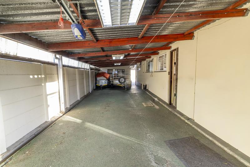 3 Bedroom Property for Sale in Clamhall Western Cape